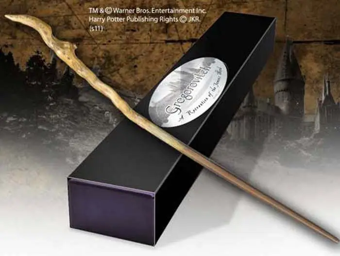 HARRY POTTER - Hp Wand Gregorovitch 8260 - Figurine